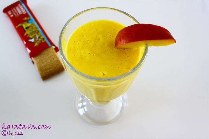 mango smoothie